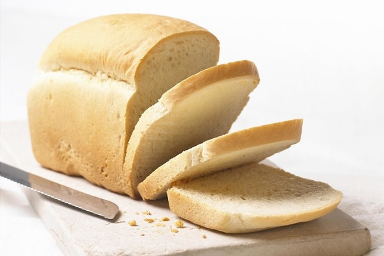 Large LCD Display Smart Bread Maker With Removable Non - Stick Bowl 2 Liter